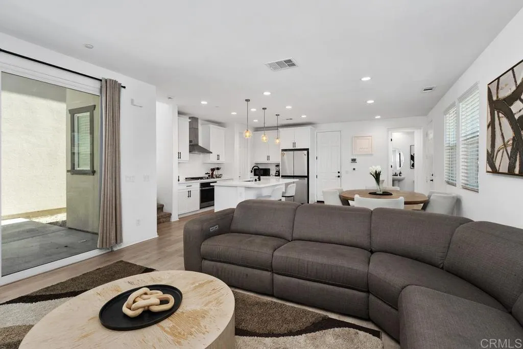 Den/Family/Great Room