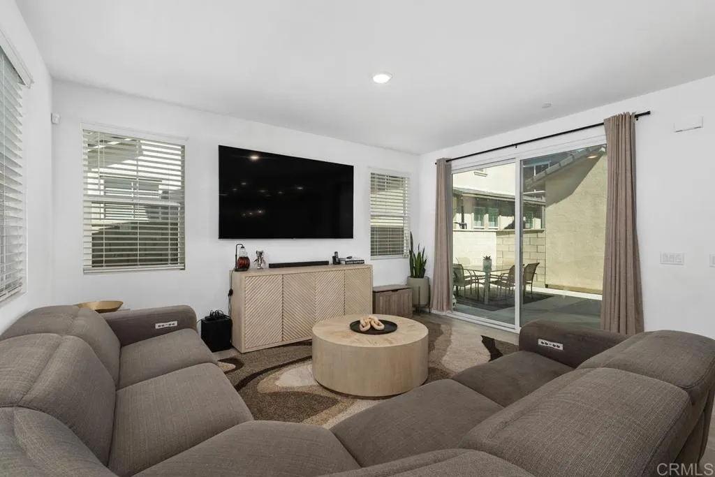 Den/Family/Great Room