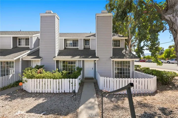 14380 Foothill 1, Los Angeles, California 91342