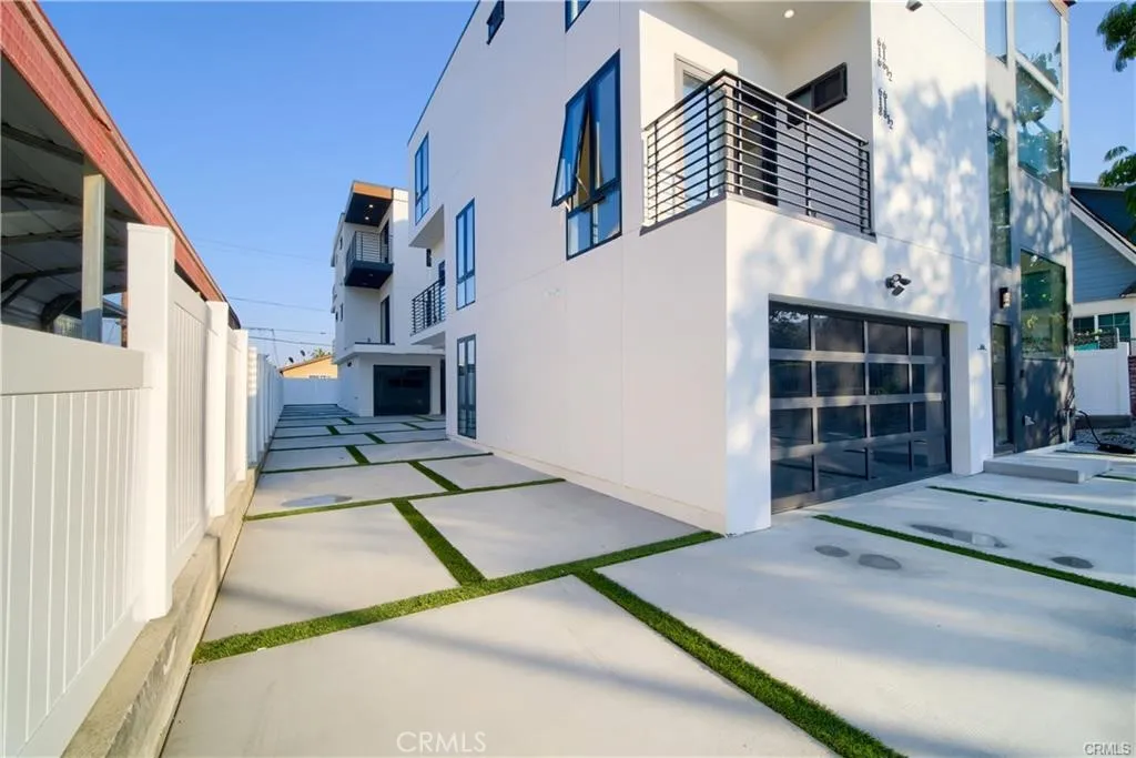 616 N Mariposa Ave Avenue, Los Angeles, California 90004 — photo 5