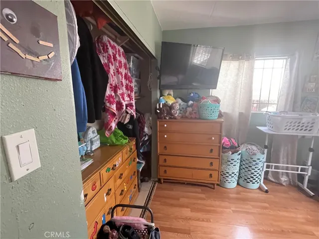 2nd bedroom closet