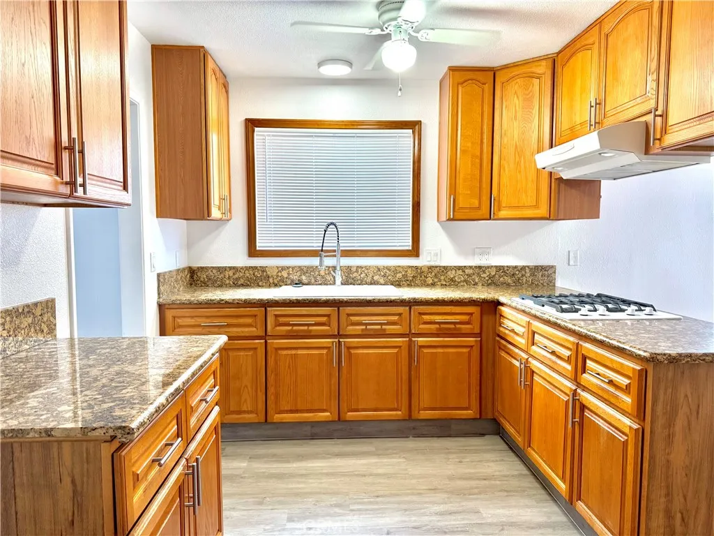 Kitchen facing side