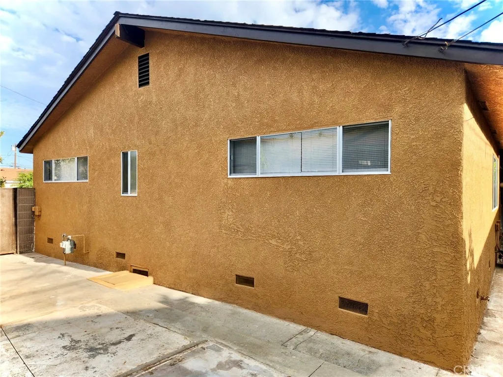 Right Side Rear
