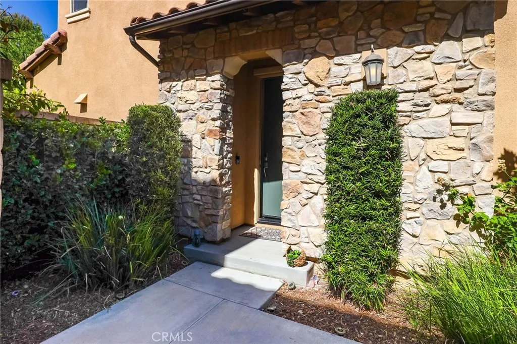 69 Clover, Lake Forest, California 92630 — photo 4
