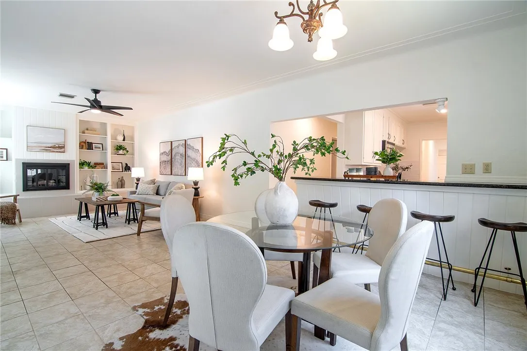 347 W Spazier, Burbank, California 91506 — photo 5