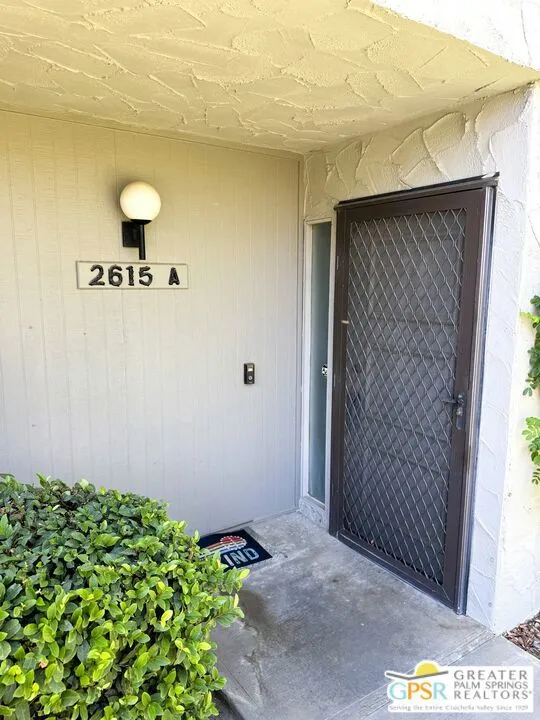 2615 N Whitewater Club Dr