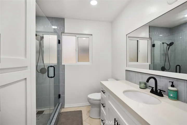 Second floor guest bathroom