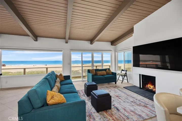 Second floor living room