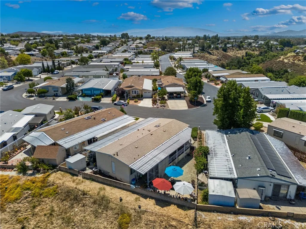 28610 Via Arboleda, Murrieta, California 92563 — photo 5