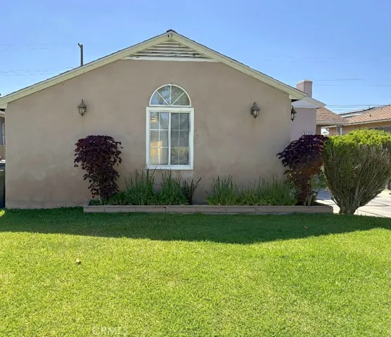 fRONT hOUSE