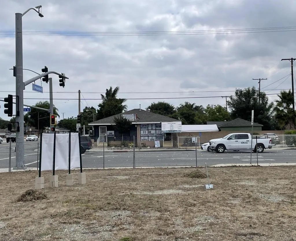 796 Philadelphia Street, Pomona, California 91766 — photo 4