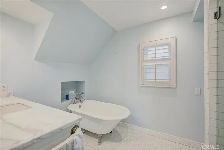 Upstairs Master Bath
