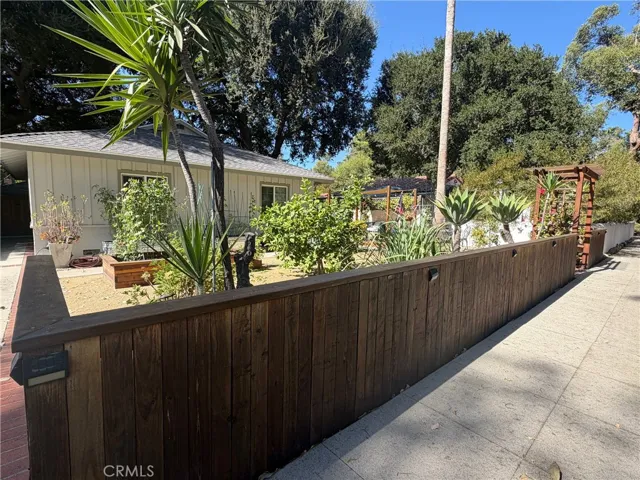 21209 Dumetz Road, Woodland Hills, California 91364 — photo 5
