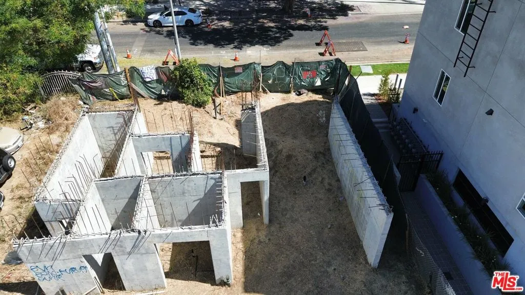 14822 Delano Street, Los Angeles, California 91411 — photo 4