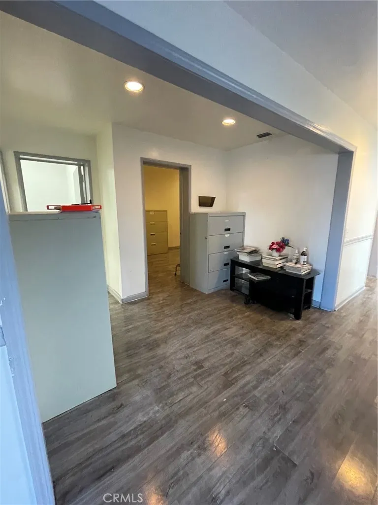 715 N Ridgewood Place, Los Angeles, California 90038 — photo 4