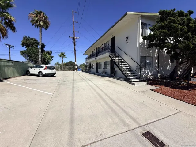 4495 Clairemont Drive, San Diego, California 92117 — photo 5