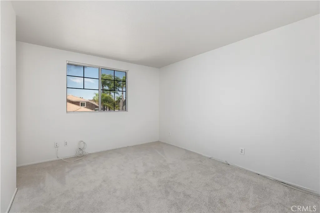 Upstairs bedroom 2