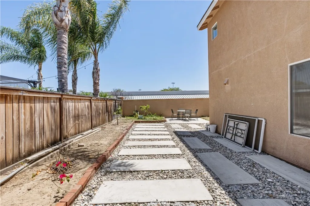 side yard