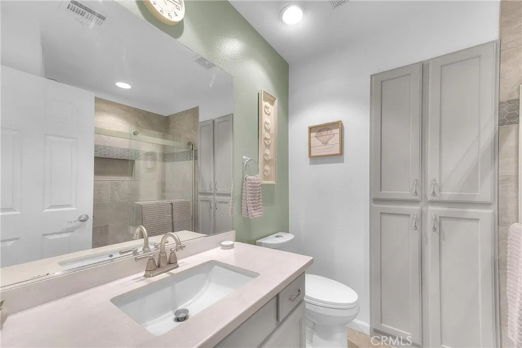 Hall Bathroom