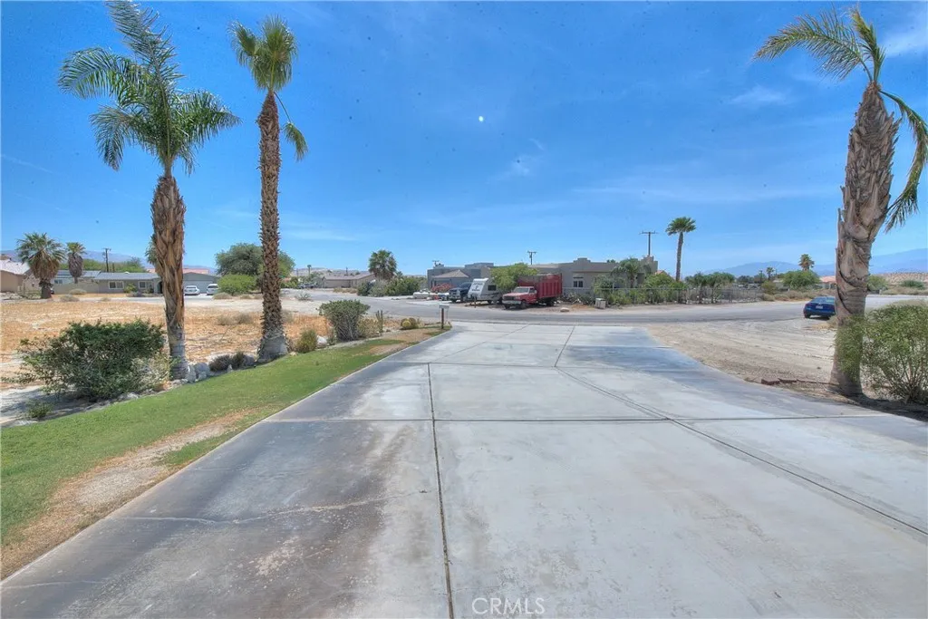 19721 Ocotillo, Desert Hot Springs, California 92241 — photo 5