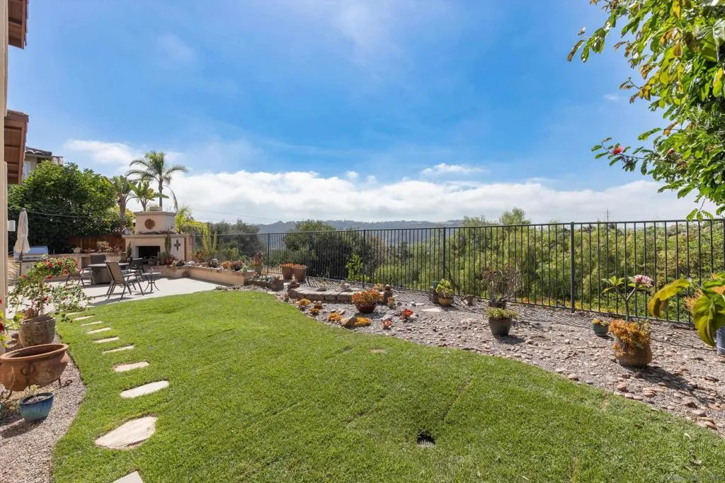 2198 Vista La Nisa, Carlsbad, California 92009 — photo 4