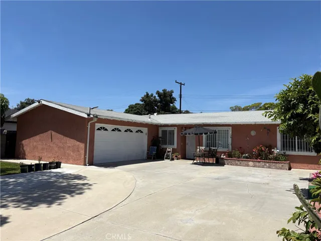Front of Home & Plenty of Driveway Parking