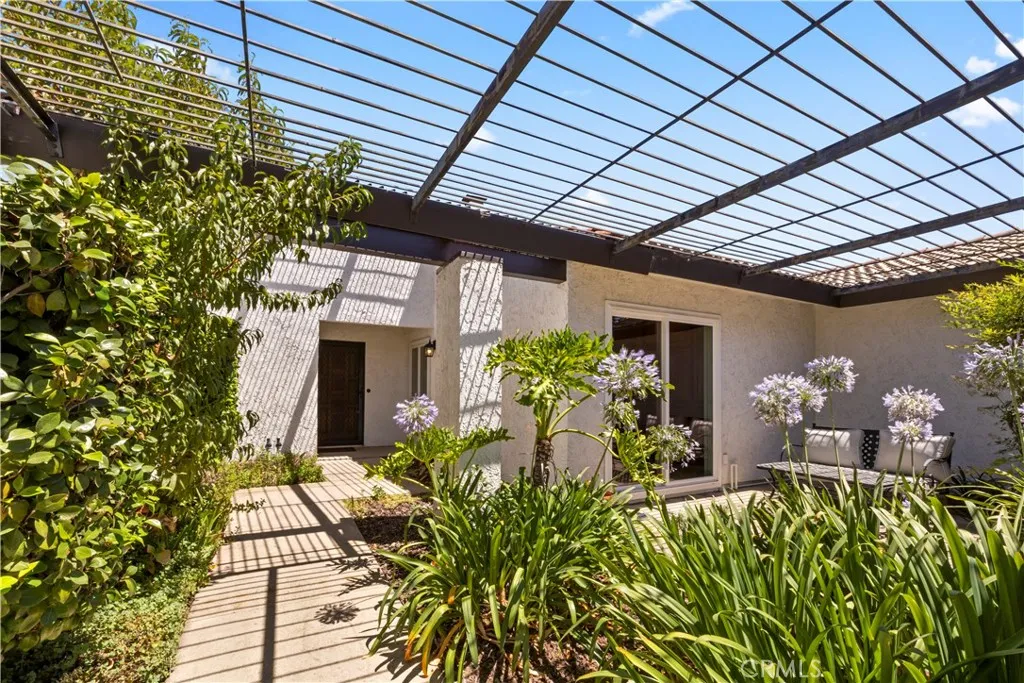 208 Armstrong, Claremont, California 91711 — photo 4
