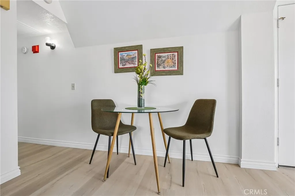 409 Utica A11, Huntington Beach, California 92648 — photo 4