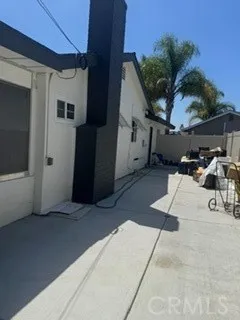 side yard front house