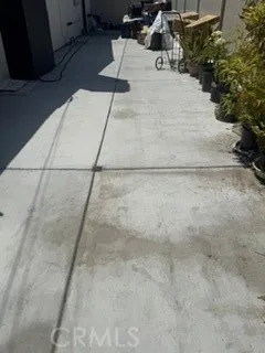 side yard front house