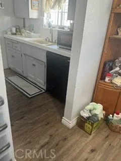 vinyl flooring kitchen front house