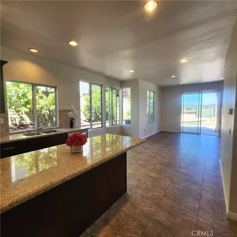 Kitchen open to Breakfast nook and familyroom