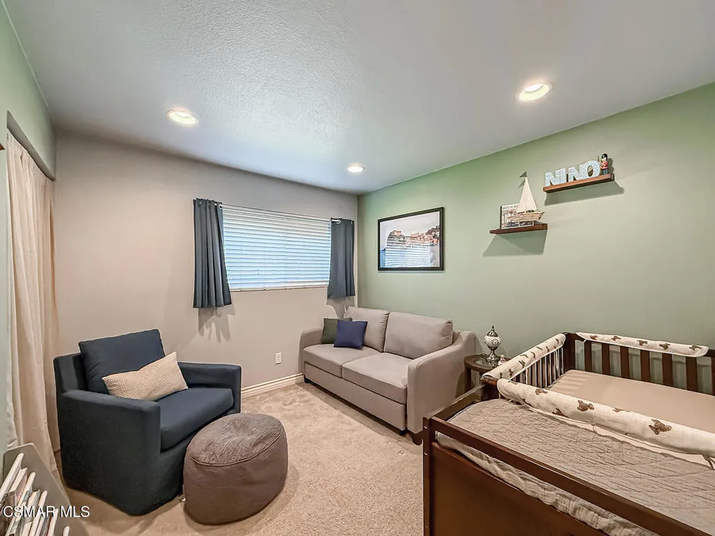 hBedroom2-1