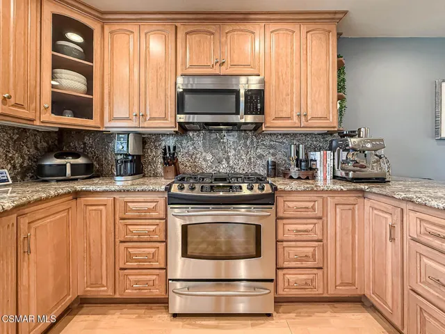cKitchen and Dining7