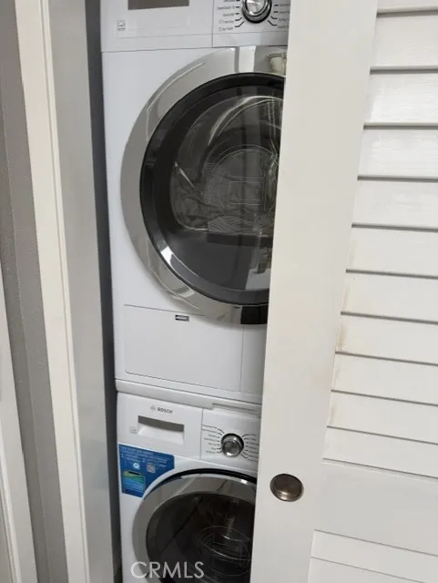 Full Sized Washer and Dryer