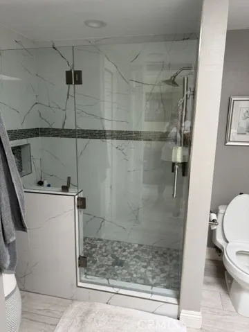 Large Walk In Shower