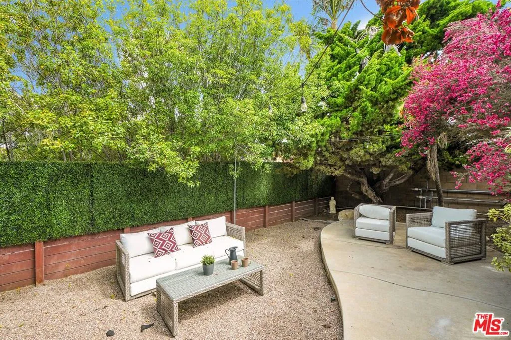 828 Hill Street, Santa Monica, California 90405 — photo 4