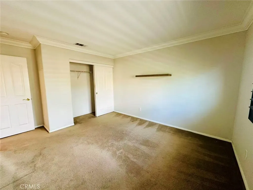 upstair bedroom 1