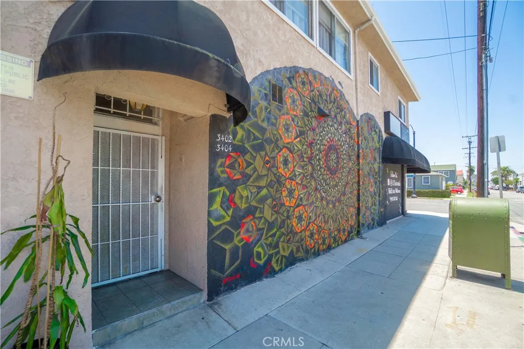 1090 Redondo, Long Beach, California 90804 — photo 5