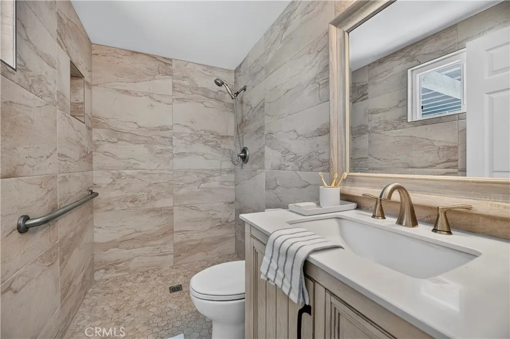 Downstairs Primary Bathroom