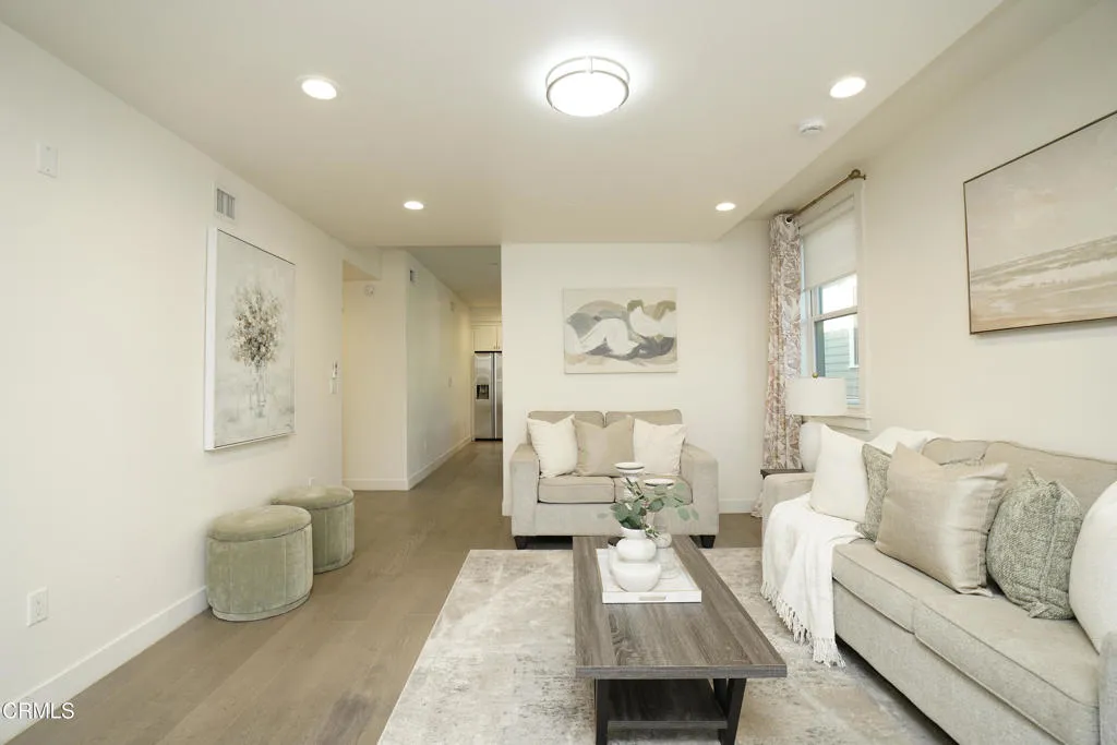 385 S Marengo Avenue 205, Pasadena, California 91101 — photo 4