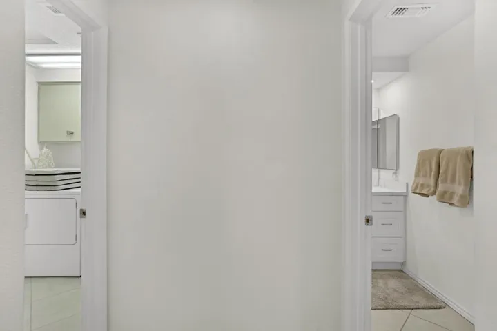 1 (11)