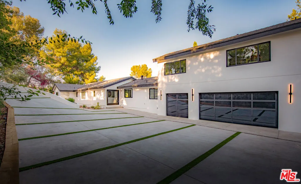 122 Patrician Way, Pasadena, California 91105 — photo 5