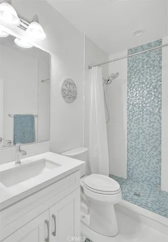 Downstairs 3/4 Bathroom