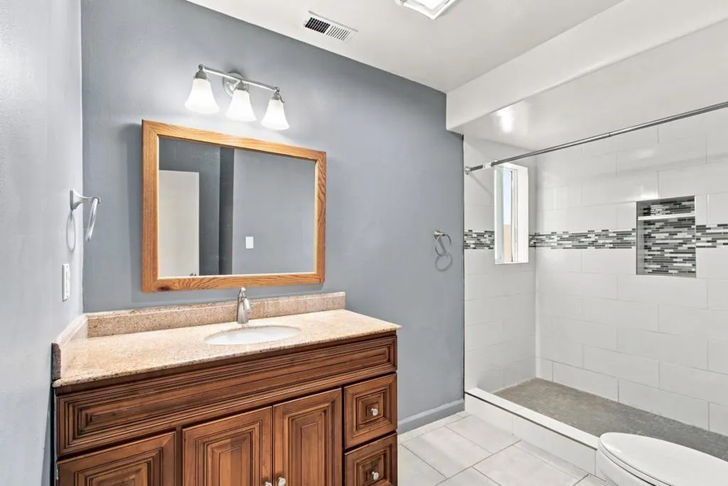 1131 Frankfurt Avenue, San Jose, California 95126 — photo 5