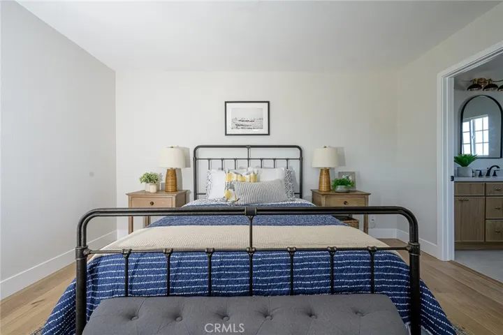 Upstairs primary bedroom