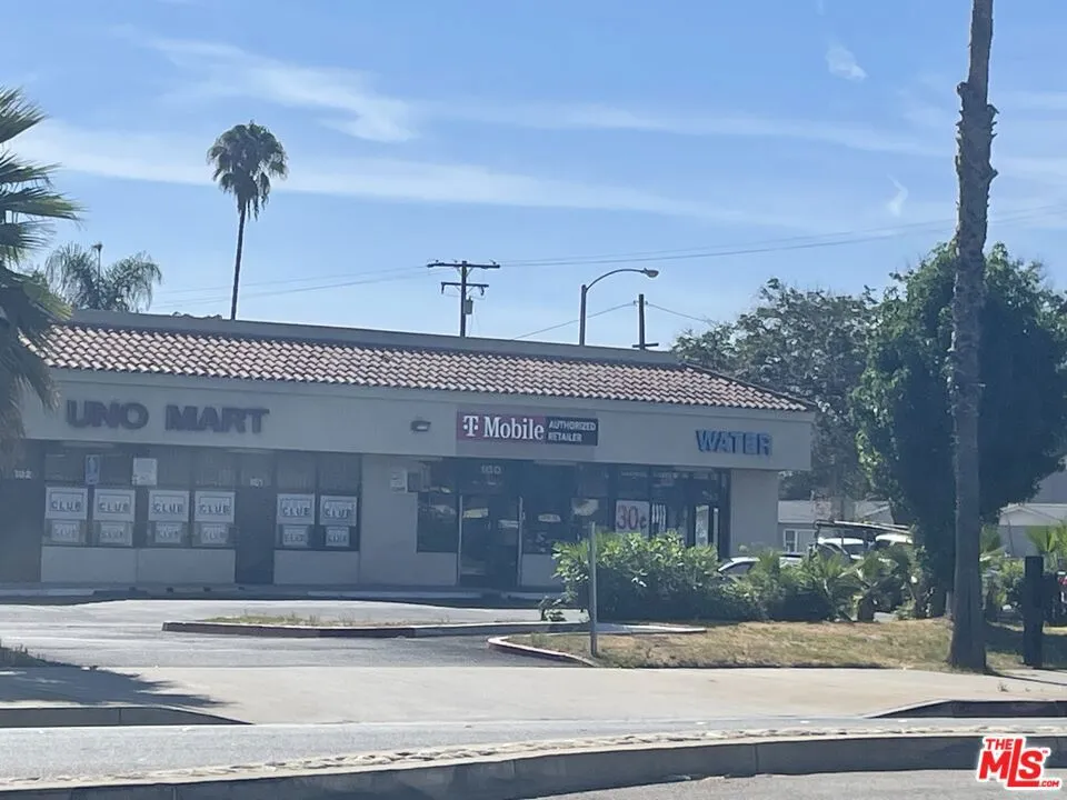 Nearby Businesses