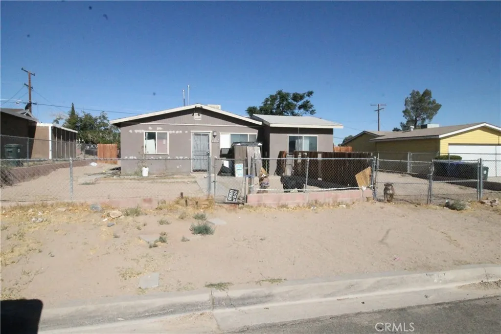 610 Chateau