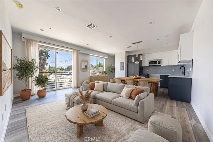 6700 Balboa, Los Angeles, California 91406 — photo 5