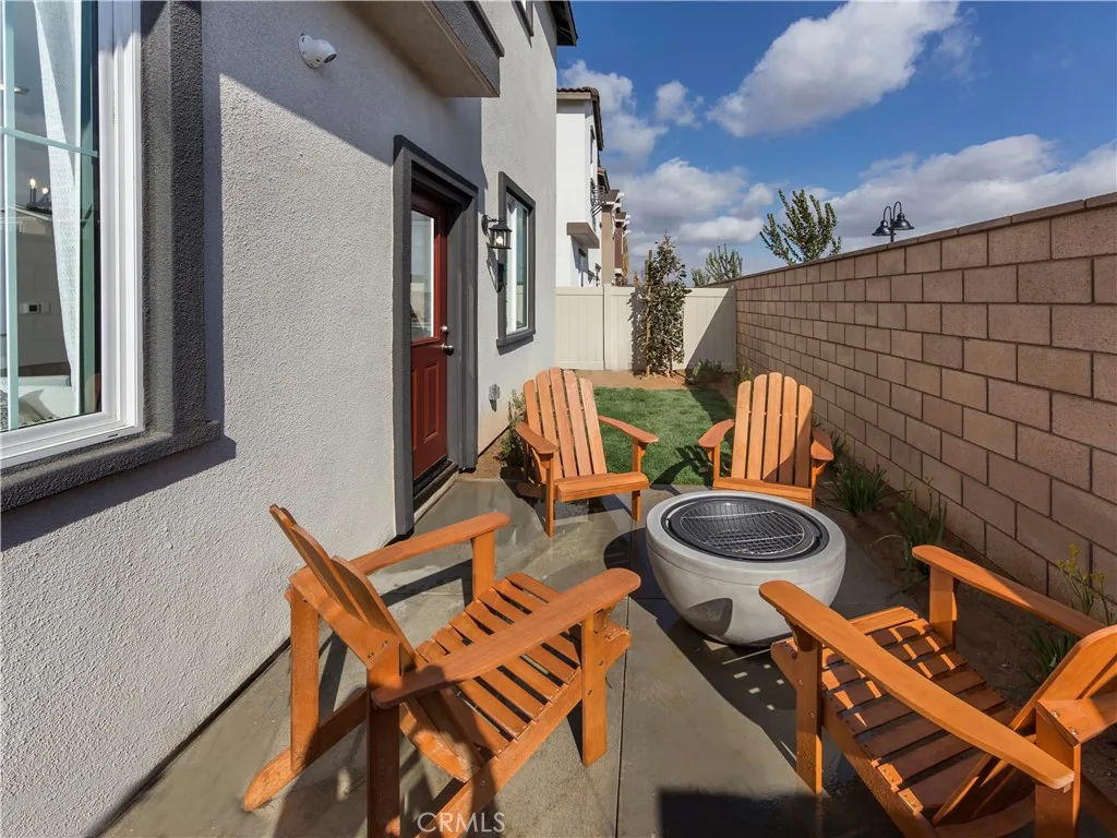Photo is not of the actual home, but is an inspirational photo of builder’s model home and may depict options, furnishings, and/or decorator features that are not included